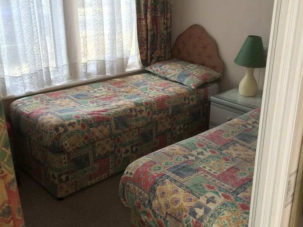 Royal Court And Garden Apartments Sandown Buitenkant foto